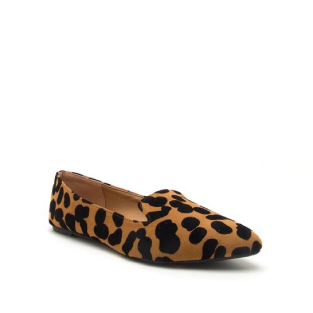 LAST ONE ❗️LEOPARD PRINT LOAFERS - Picture 3 of 3